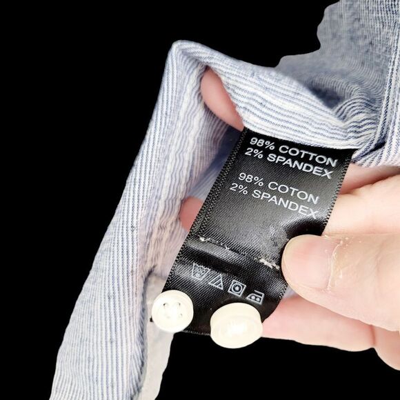 Kenneth Cole Casual Buttons Down Shirt Top Size: Small - Picture 8 of 8